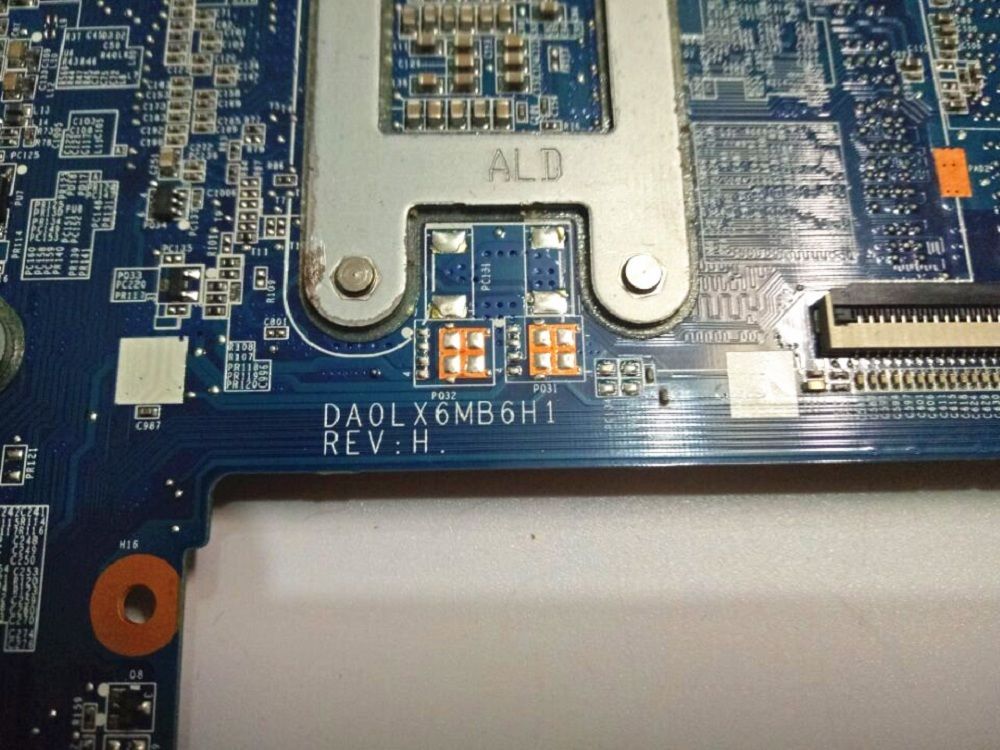 HP DV6 DV6-3000 Intel HM55 ATI 5650/1 GB Motherboard 630278-001